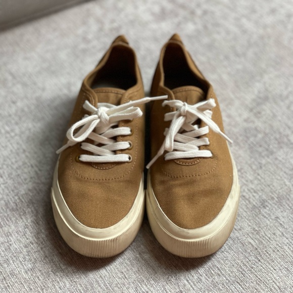 Everlane canvas sneakers - Picture 2 of 5